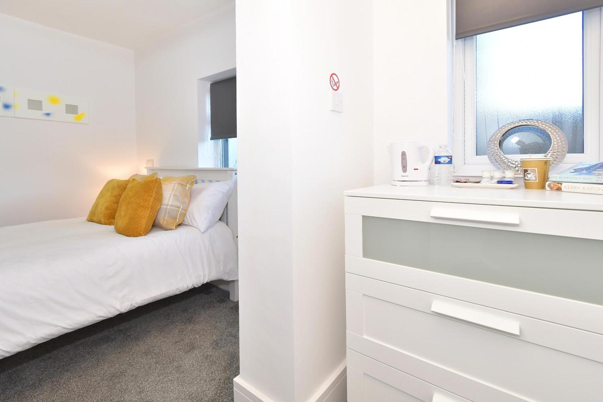 Townhouse @ Henry Street Crewe Hotel Bagian luar foto